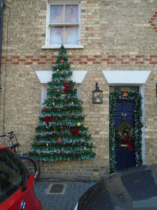 2023 Gwydir St festive window